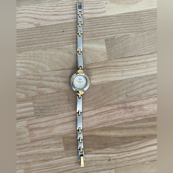 Caravelle by Bulova Ladies Watch Two Tone Hearts and Matte Bracelet White Dial - Picture 6 of 12